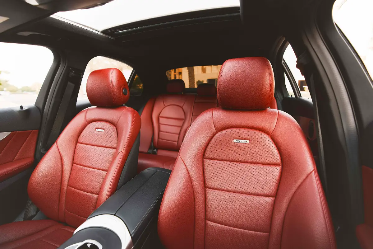 Vehicle Image 6