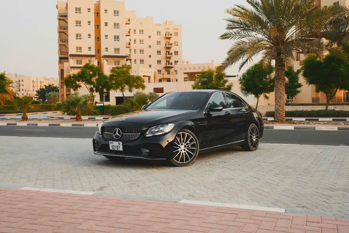 Mercedes Benz C300 (Black) 2023
