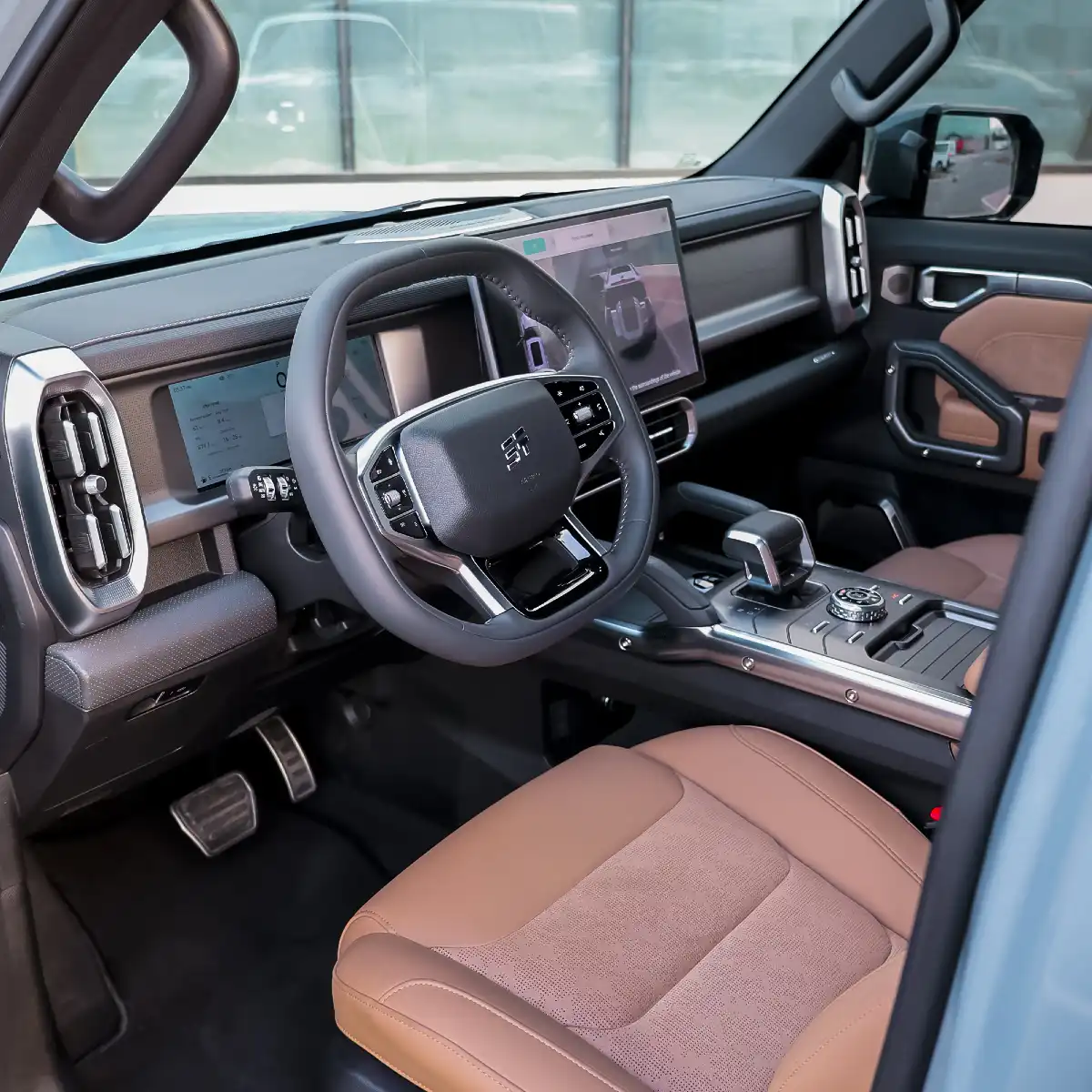 Vehicle Image 6