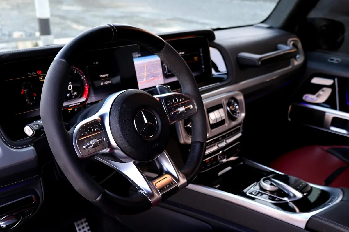 Vehicle Image 4