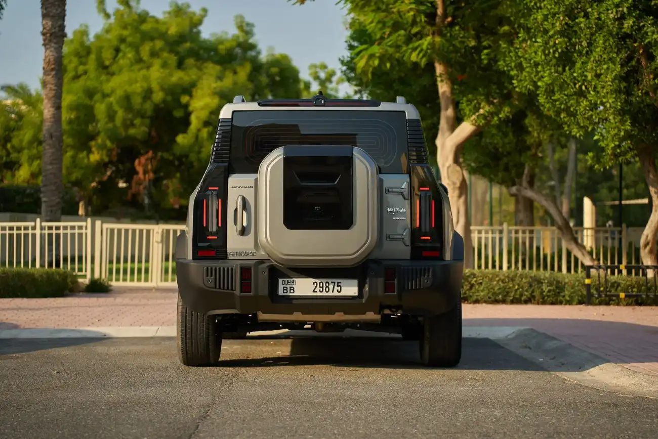 Vehicle Image 3