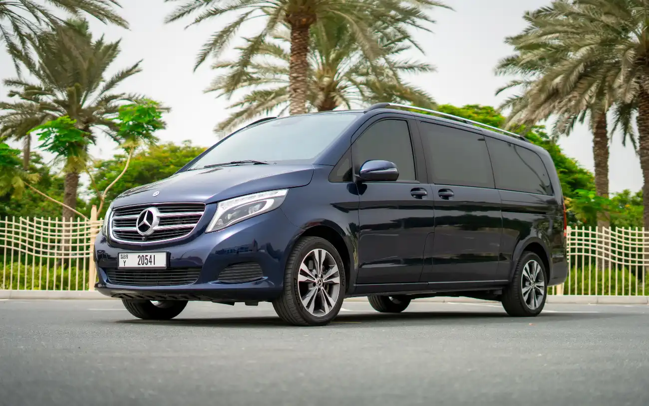 Mercedes V250 (Blue) 2019