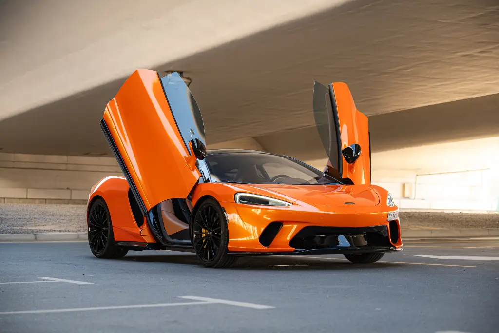 McLaren GT (Orange) 2022