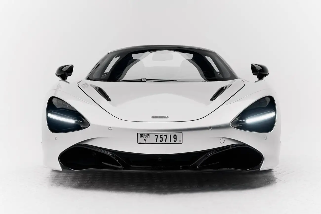 McLaren 720s (Red/Black) 2021